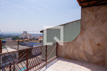 Casa à venda com 175m², 3 quartos e 4 vagasVaranda Quarto 3