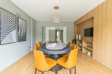 Apartamento à venda com 76m², 2 quartos e 2 vagas Apartamento à venda com 76m², 2 quartos e 2 vagasÁrea comum - Salão de jogos Adulto