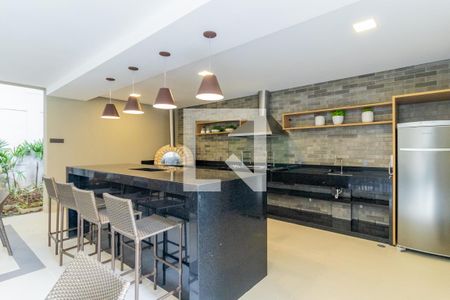 Apartamento à venda com 76m², 2 quartos e 2 vagas Apartamento à venda com 76m², 2 quartos e 2 vagasÁrea comum - Churrasqueira 2