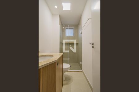 Apartamento à venda com 76m², 2 quartos e 2 vagas Apartamento à venda com 76m², 2 quartos e 2 vagasBanheiro