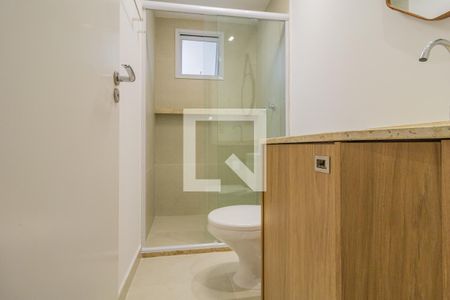 Apartamento à venda com 76m², 2 quartos e 2 vagas Apartamento à venda com 76m², 2 quartos e 2 vagasBanheiro da Suíte
