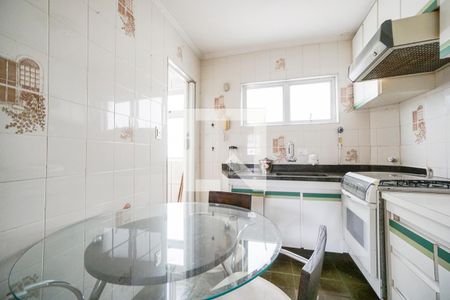 Apartamento à venda com 55m², 2 quartos e sem vagaCozinha