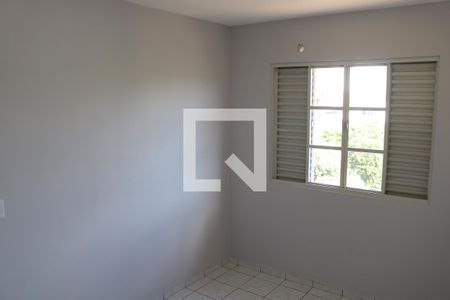 Quarto 2 de apartamento à venda com 2 quartos, 53m² em Jardim Goiás, Goiânia