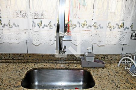 Casa de condomínio à venda com 65m², 2 quartos e 1 vagaCozinha