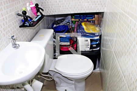 Lavabo de casa de condomínio à venda com 2 quartos, 65m² em Itaquera, São Paulo