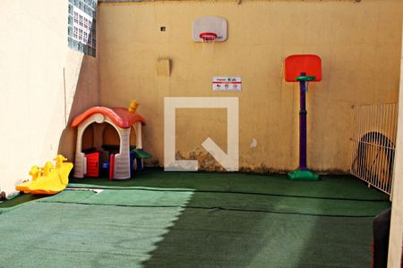 Casa de condomínio à venda com 65m², 2 quartos e 1 vagaÁrea comum