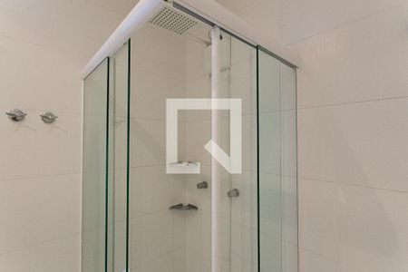 Casa à venda com 170m², 3 quartos e 2 vagas Casa à venda com 170m², 3 quartos e 2 vagasBanheiro da Suíte