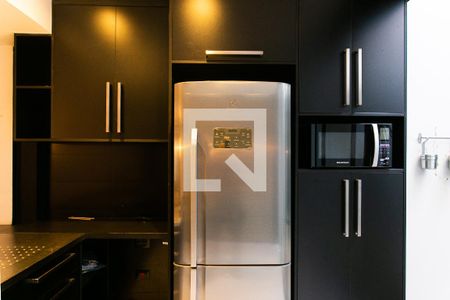 Casa à venda com 170m², 3 quartos e 2 vagas Casa à venda com 170m², 3 quartos e 2 vagasCozinha - Geladeira