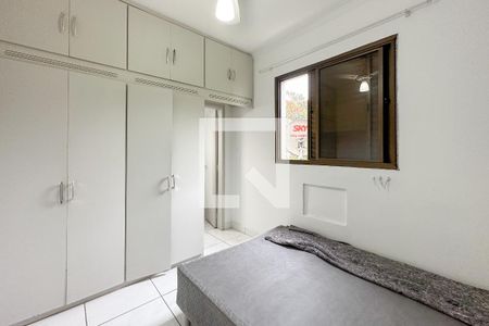 Suíte de apartamento para alugar com 2 quartos, 85m² em Jardim Sao Miguel, Guarujá