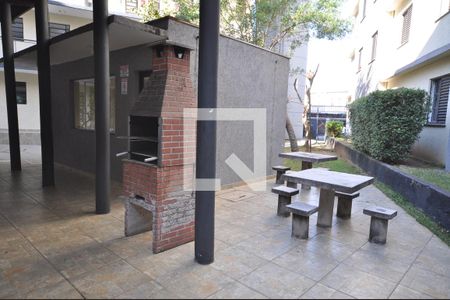 Apartamento para alugar com 46m², 2 quartos e sem vagaÁrea comum - Churrasqueira