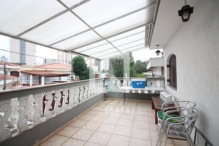 Casa à venda com 158m², 3 quartos e 2 vagasVaranda 