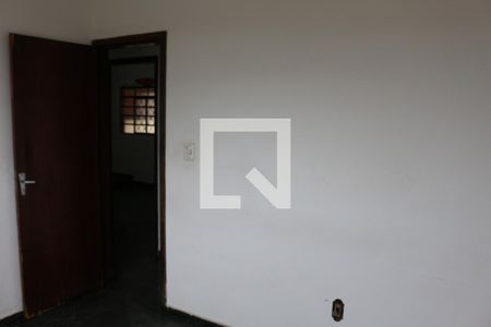 Quarto 1 de casa à venda com 4 quartos, 150m² em Califórnia, Belo Horizonte