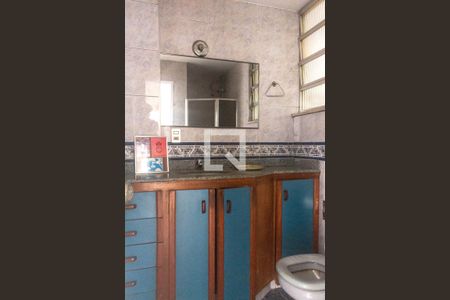 Apartamento para alugar com 107m², 3 quartos e sem vagaBanheiro