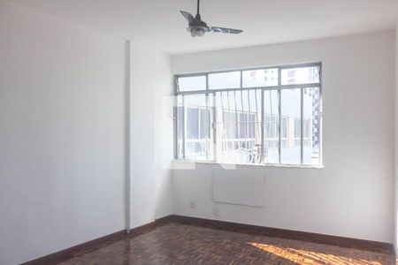 Sala de apartamento para alugar com 3 quartos, 107m² em São Domingos, Niterói