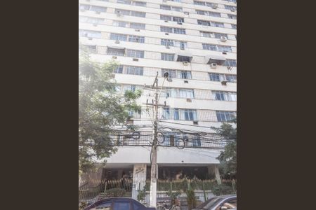 Apartamento para alugar com 107m², 3 quartos e sem vagaFachada e portaria