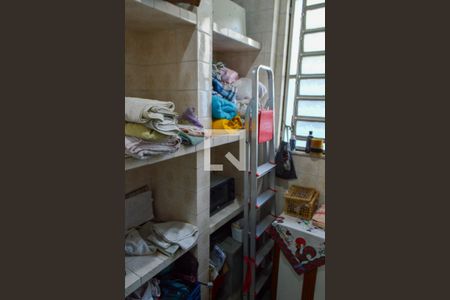 Casa à venda com 362m², 3 quartos e 3 vagas Casa à venda com 362m², 3 quartos e 3 vagasDispensa