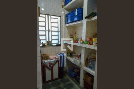 Casa à venda com 362m², 3 quartos e 3 vagas Casa à venda com 362m², 3 quartos e 3 vagasDispensa