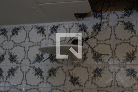 Casa à venda com 362m², 3 quartos e 3 vagas Casa à venda com 362m², 3 quartos e 3 vagasBanheiro da Edicula