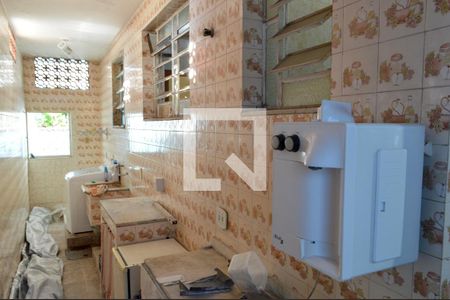 Casa à venda com 362m², 3 quartos e 3 vagas Casa à venda com 362m², 3 quartos e 3 vagasÁrea de Serviço