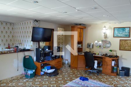 Casa à venda com 362m², 3 quartos e 3 vagas Casa à venda com 362m², 3 quartos e 3 vagasEdicula