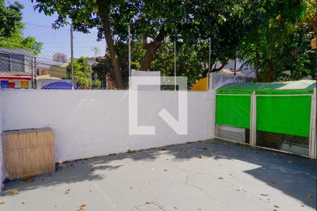 Casa à venda com 160m², 5 quartos e 2 vagasFrente da Casa