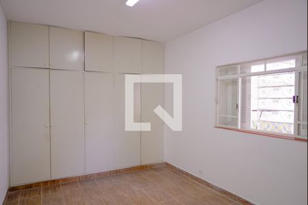 Casa à venda com 160m², 5 quartos e 2 vagasQuarto 2