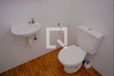 Casa à venda com 160m², 5 quartos e 2 vagasBanheiro 1