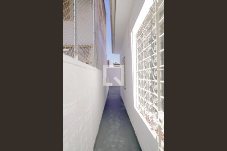 Casa à venda com 160m², 5 quartos e 2 vagasCorredor Quintal