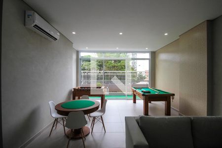 Apartamento para alugar com 31m², 1 quarto e 1 vaga Apartamento para alugar com 31m², 1 quarto e 1 vagaSala de Jogos