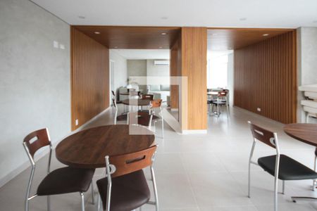 Apartamento para alugar com 31m², 1 quarto e 1 vaga Apartamento para alugar com 31m², 1 quarto e 1 vagaÁrea comum - Salão de festas