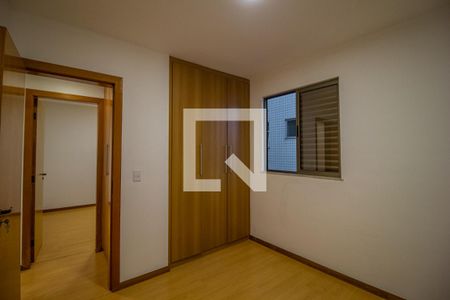 Apartamento para alugar com 132m², 4 quartos e 2 vagas Apartamento para alugar com 132m², 4 quartos e 2 vagasQuarto 2