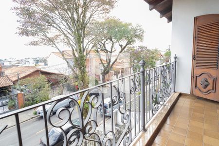 Casa à venda com 323m², 3 quartos e 5 vagasSacada - Suíte e Quarto 3