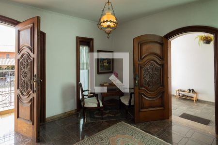 Casa à venda com 323m², 3 quartos e 5 vagasSala