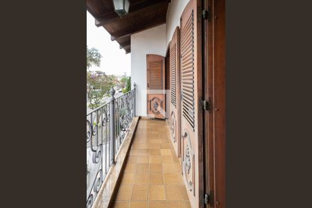Casa à venda com 323m², 3 quartos e 5 vagasSacada - Suíte e Quarto 3