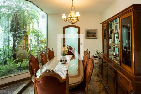 Casa à venda com 323m², 3 quartos e 5 vagasSala de Jantar 