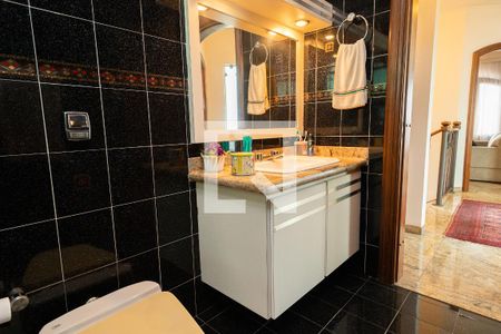 Casa à venda com 323m², 3 quartos e 5 vagasBanheiro Social