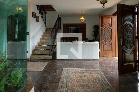 Casa à venda com 323m², 3 quartos e 5 vagasSala