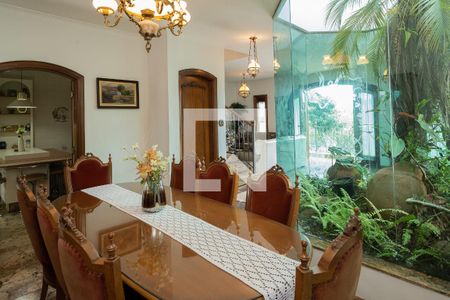Casa à venda com 323m², 3 quartos e 5 vagasSala de Jantar 