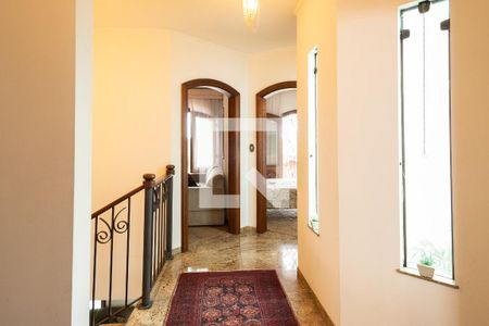 Casa à venda com 323m², 3 quartos e 5 vagasAcesso - Quartos 