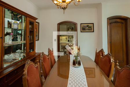 Casa à venda com 323m², 3 quartos e 5 vagasSala de Jantar 