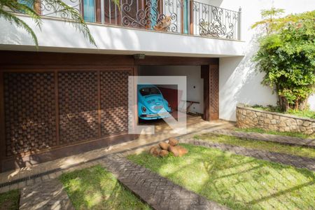 Casa à venda com 323m², 3 quartos e 5 vagasGaragem 