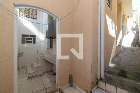 Casa para alugar com 80m², 2 quartos e sem vagaEntrada