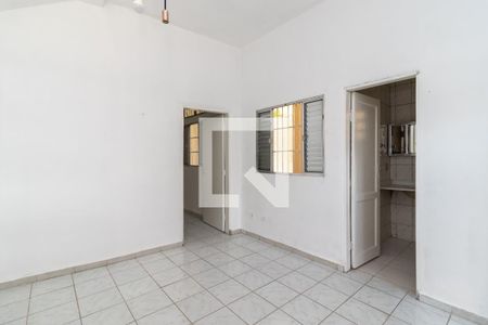 Casa para alugar com 80m², 2 quartos e sem vagaSuíte