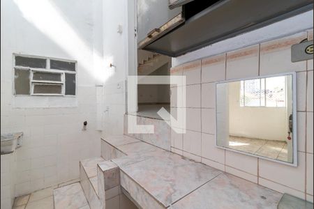 Casa para alugar com 80m², 2 quartos e sem vagaÁrea de Serviço