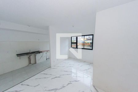 Sala de apartamento para alugar com 2 quartos, 60m² em Váz Lobo, Rio de Janeiro