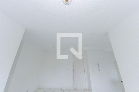 Sala de apartamento para alugar com 2 quartos, 60m² em Váz Lobo, Rio de Janeiro