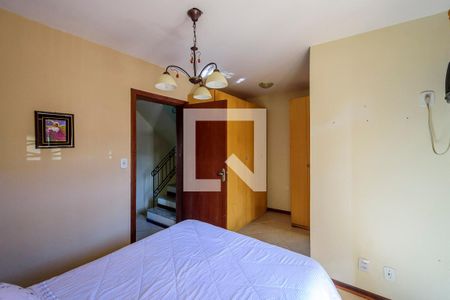 Casa à venda com 196m², 4 quartos e 2 vagas Casa à venda com 196m², 4 quartos e 2 vagasSuíte 1