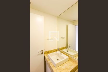 Lavabo de apartamento para alugar com 3 quartos, 108m² em Jardim Caravelas, São Paulo