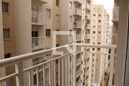 Apartamento para alugar com 38m², 2 quartos e sem vagaSacada