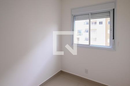 Quarto 1 de apartamento para alugar com 2 quartos, 55m² em Parque Fongaro, São Paulo